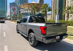 فورد F-150 لايتنينج